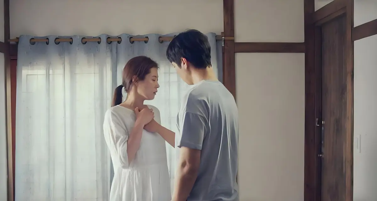 韩国经典电影《出轨》1080P高清全集在线观看-电影出轨未删减无广告HD中字完整版