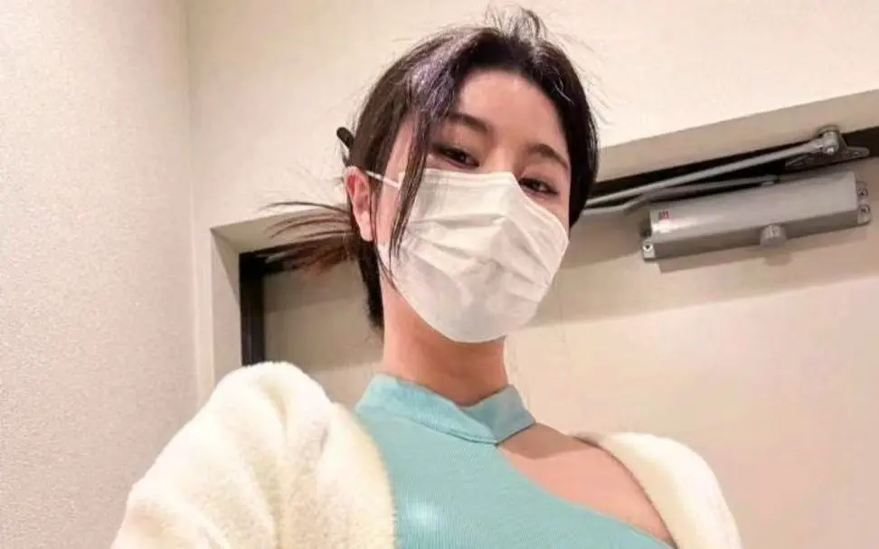 《OnlyFans每日大赛》徐雅精华集锦来袭，8月完整版全收录，高清画质在线看，精彩不容错过！