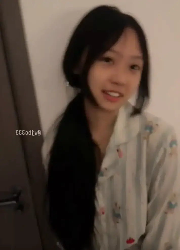 《湿妹刚满18岁》全剧高清流畅播放_免费下载无广告-关注湿妹18岁事件，探寻背后不为人知的真相！