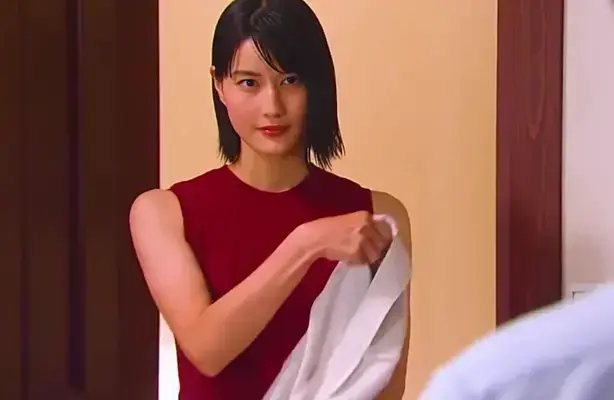 日本爱情电影《家庭教师》未删减版1080P高清免费在线观看_电影《家庭教师》完整版无广告流畅播放-星辰影院