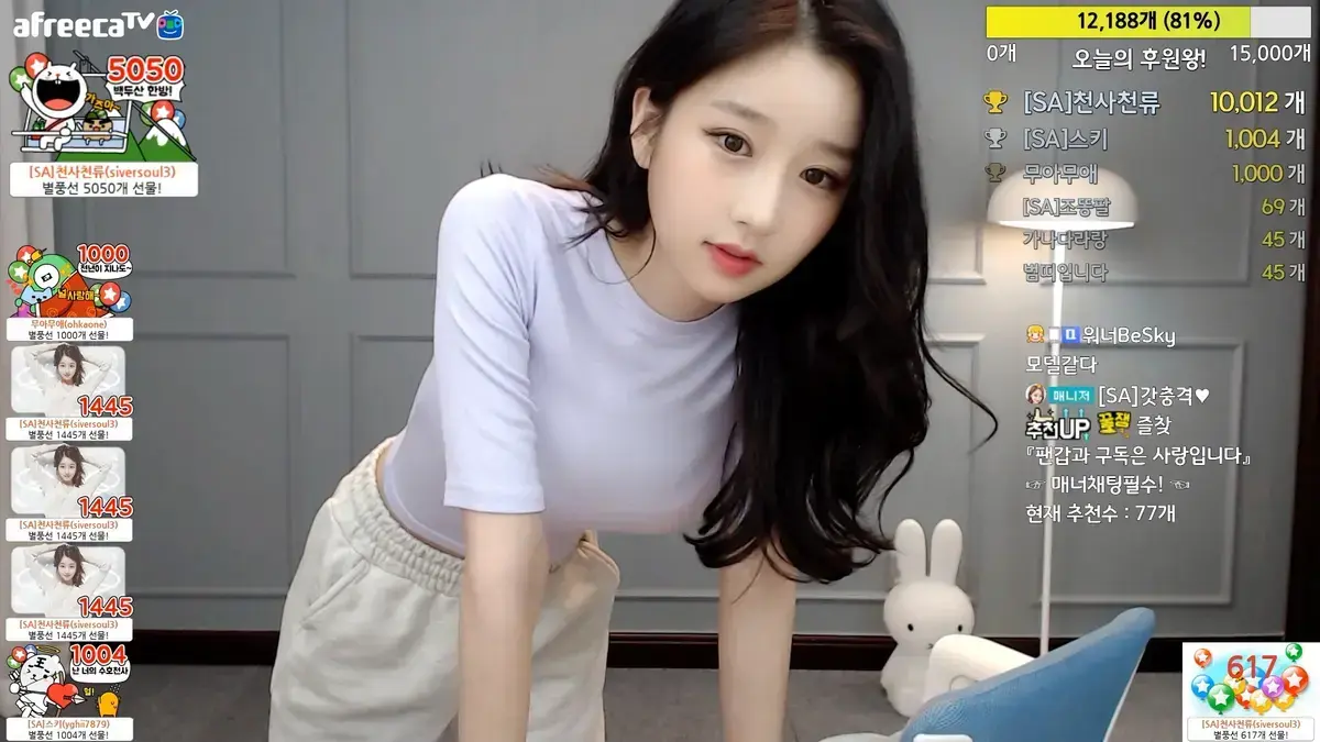 快手爆款《onlyfans每日大赛》，徐雅高光合辑大放送，体验徐雅反套路瞬间，1080P高清无删减观看！