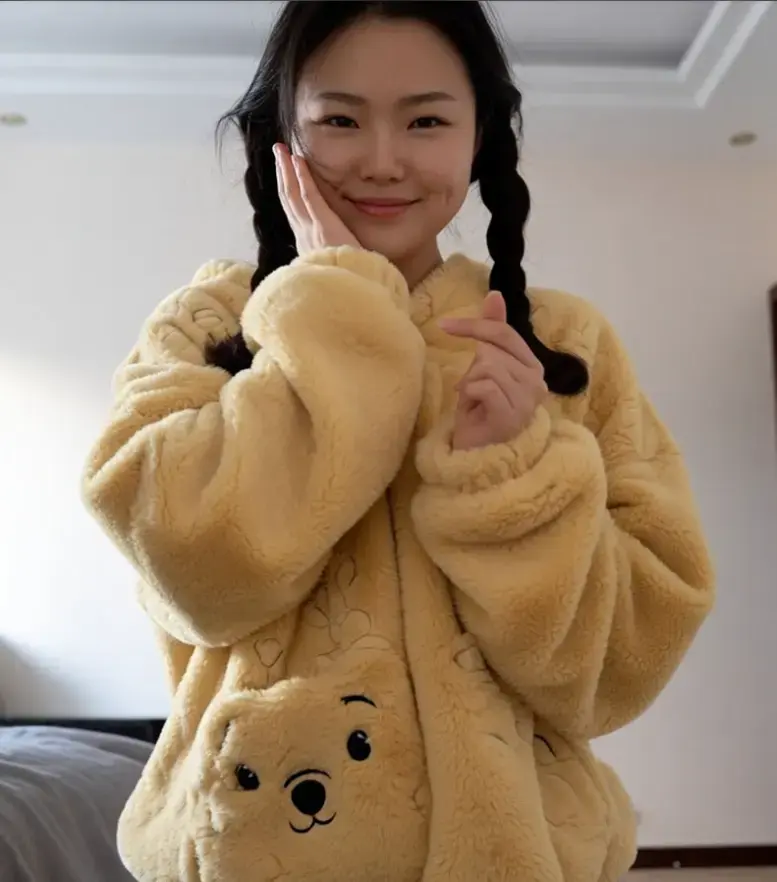 建始网红爱糖糖视频事件趣闻来袭！女子将视频发到儿子班级群，《建始网红爱糖糖视频》HD高清完整版免费在线看！